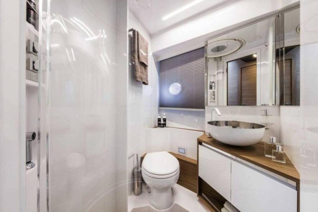 Ferretti Yachts 450 Dream