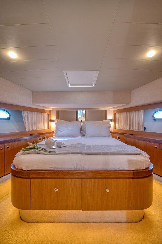 Ferretti Yachts 681 M/Y Dominique