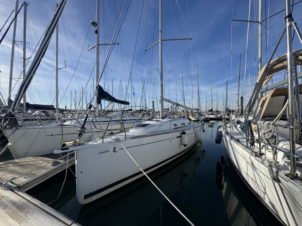 First 30 Barboat