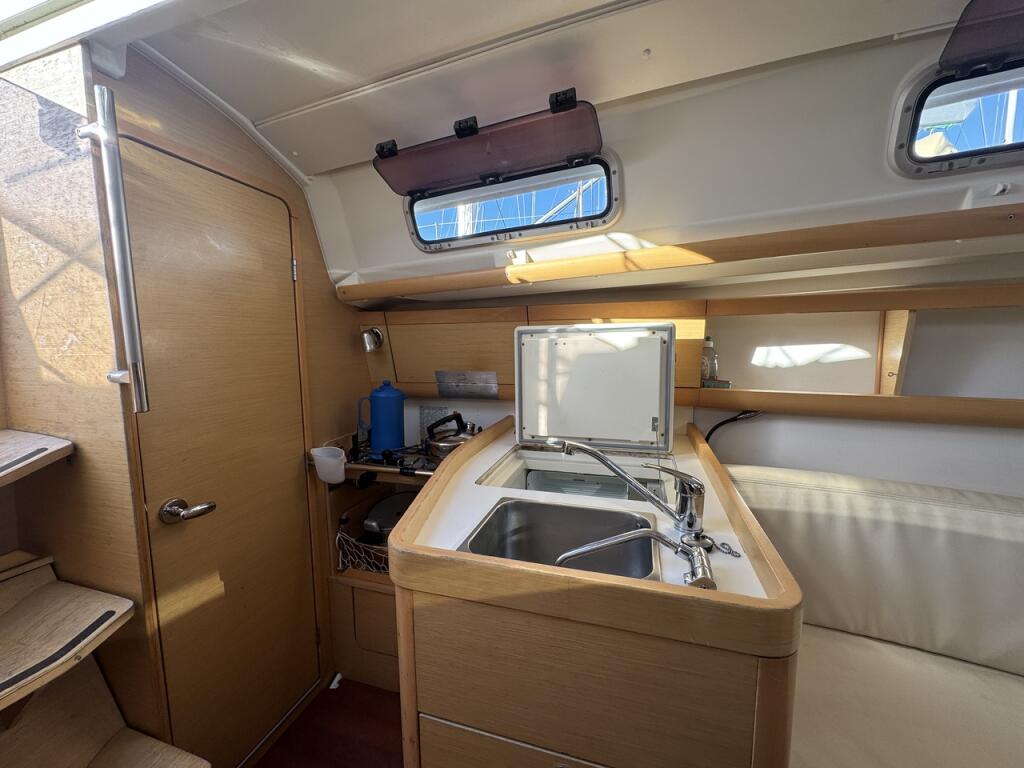 First 30 Barboat