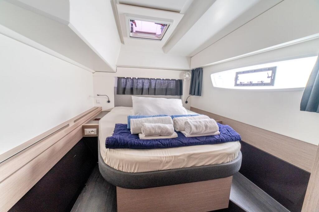 Fountaine Pajot Astrea 42 NARNIA