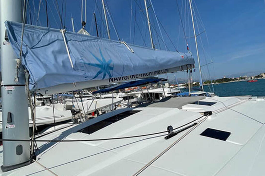 Fountaine Pajot Astrea 42 Barramundi III