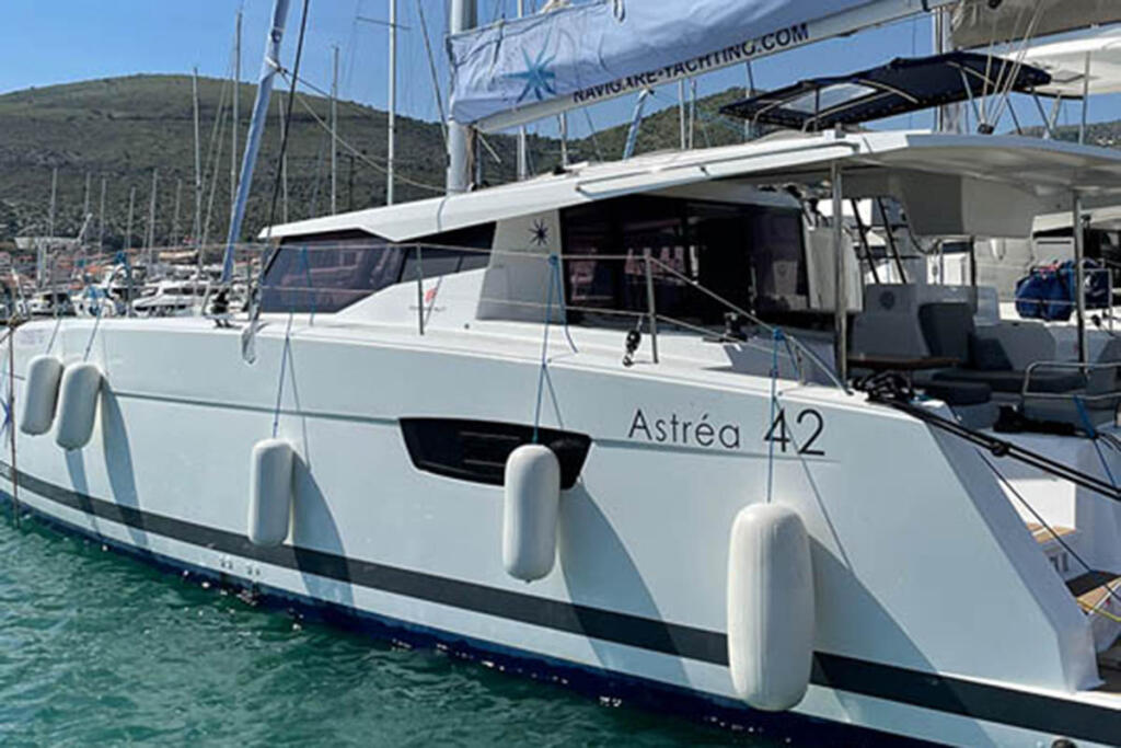Fountaine Pajot Astrea 42 Barramundi III