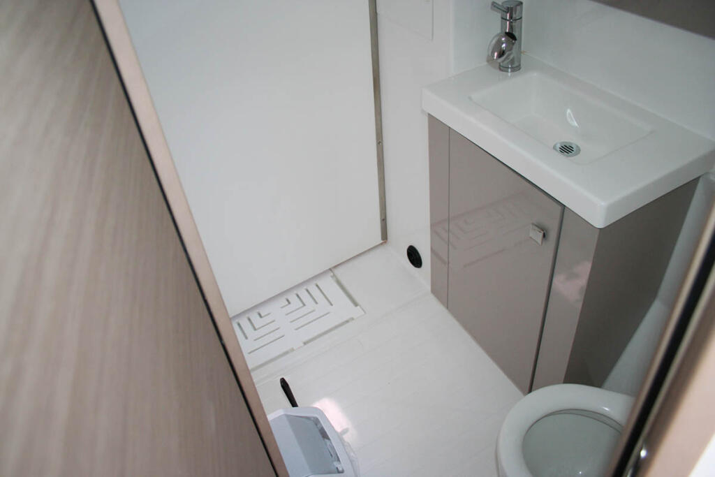 Fountaine Pajot Astrea 42 Barramundi III