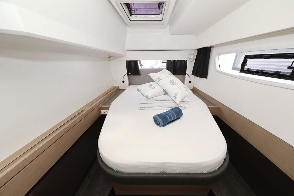 Fountaine Pajot Astrea 42 La Mula