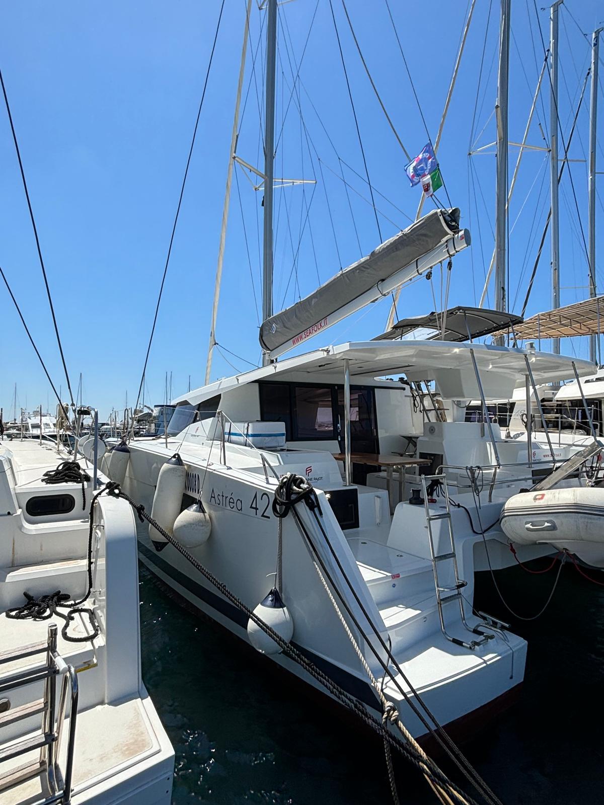 Fountaine Pajot Astrea 42 Timeless Planet