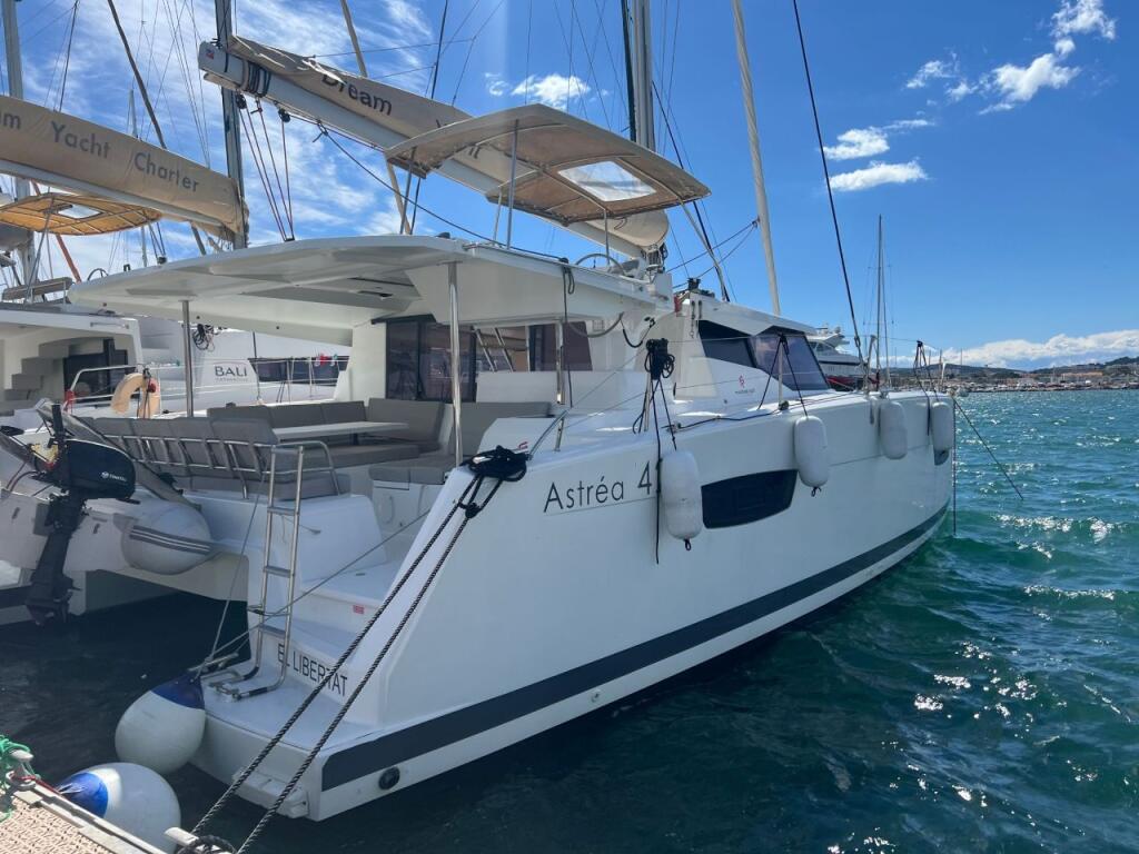 Fountaine Pajot Astrea 42 EL LIBERTAT