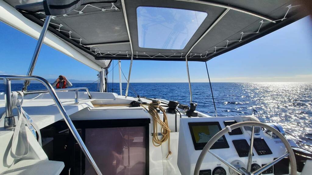 Fountaine Pajot Astrea 42 Follow the Sun