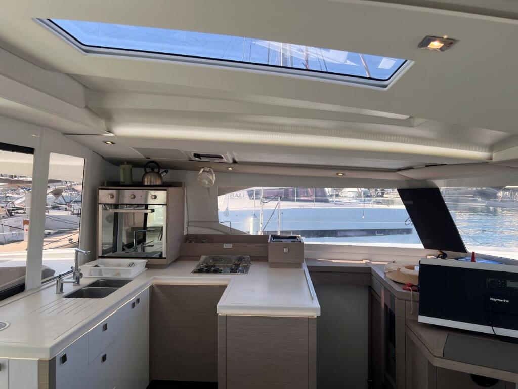 Fountaine Pajot Astrea 42 WHITEHAVEN