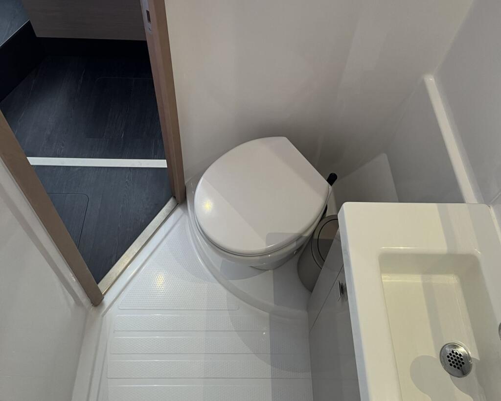 Fountaine Pajot Astrea 42 WHITEHAVEN
