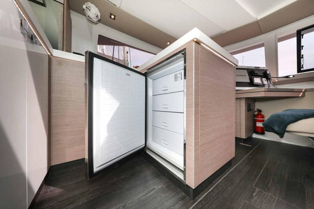 Fountaine Pajot Astrea 42 Ariel