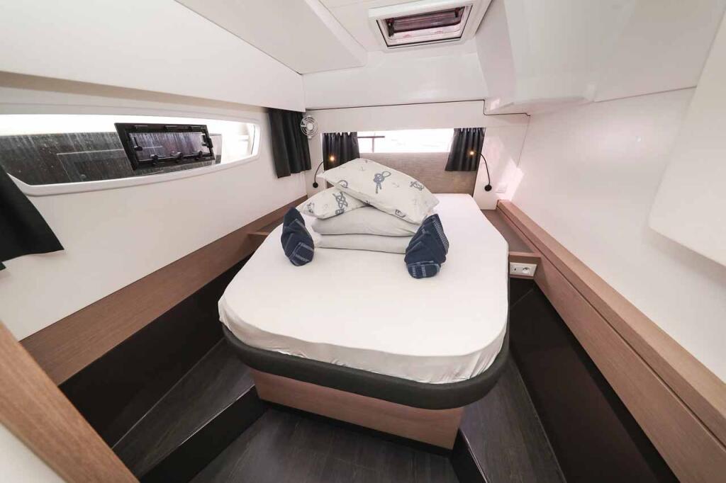 Fountaine Pajot Astrea 42 Ariel