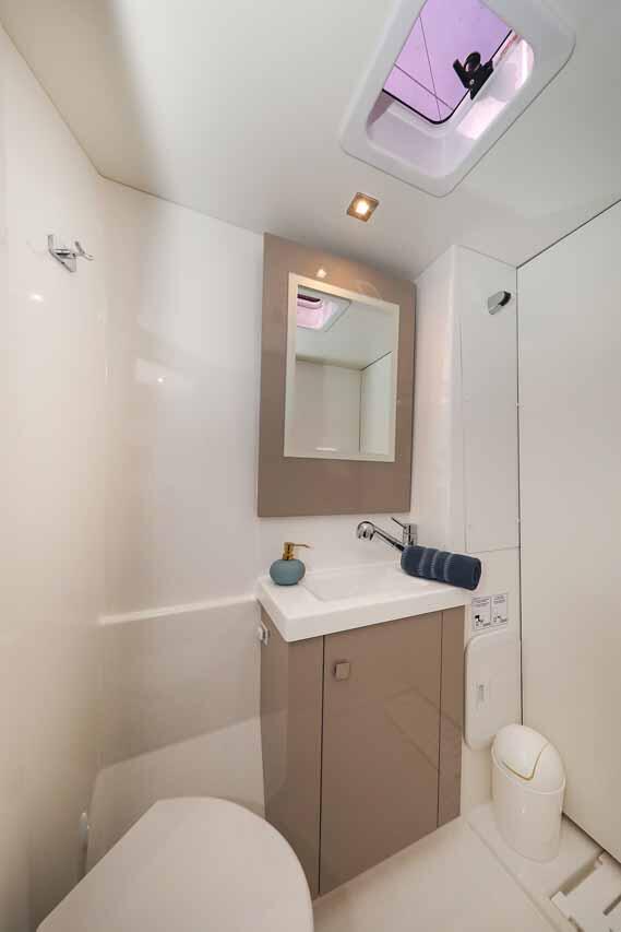 Fountaine Pajot Astrea 42 Ariel