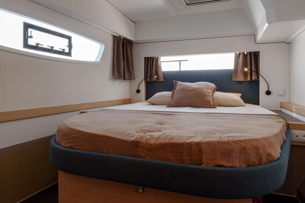 Fountaine Pajot Astrea 42 Amapola