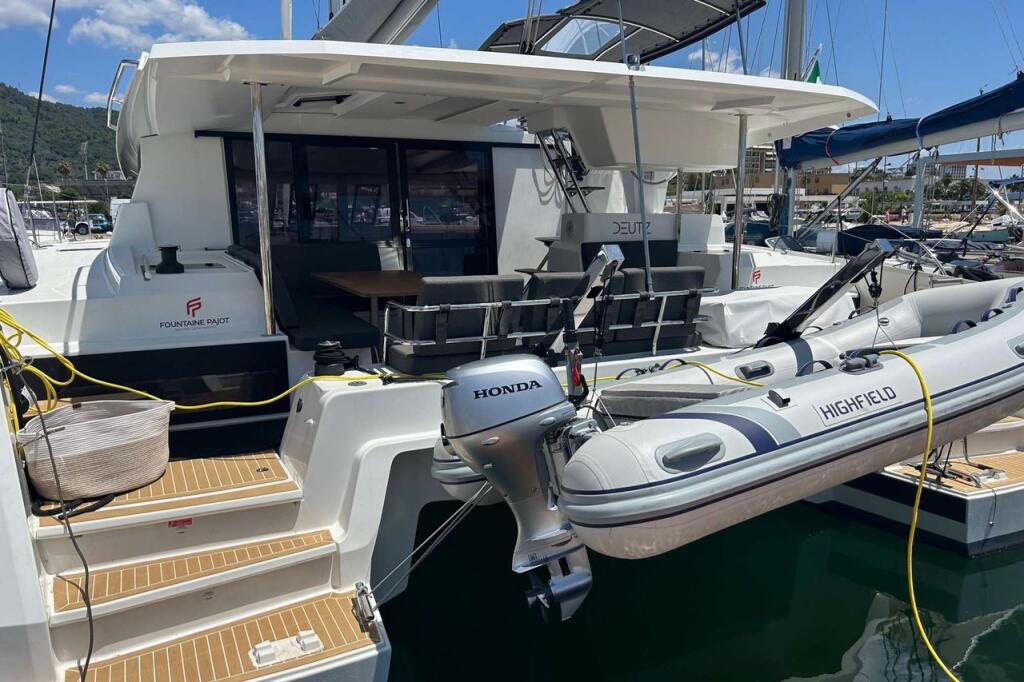 Fountaine Pajot Astrea 42 Deutz