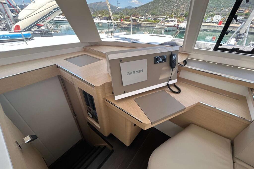 Fountaine Pajot Astrea 42 Deutz