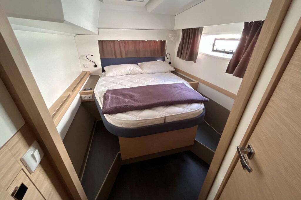 Fountaine Pajot Astrea 42 Deutz