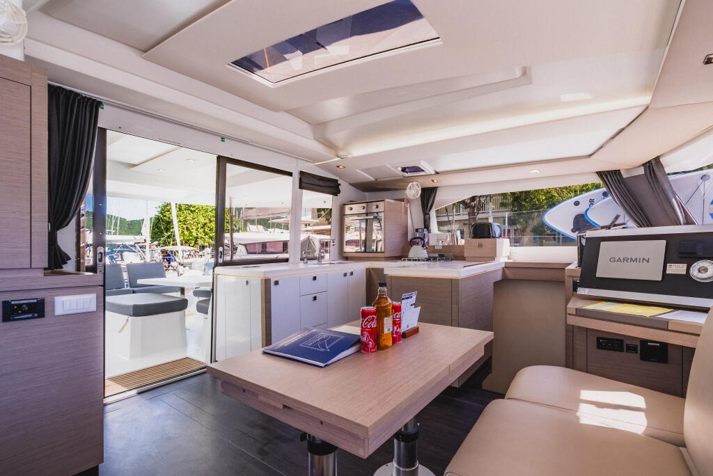 Fountaine Pajot Astrea 42 Pegasus
