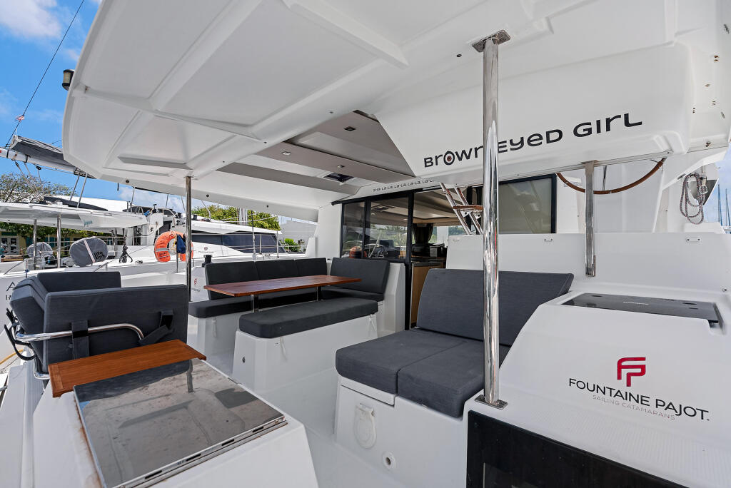 Fountaine Pajot Astrea 42 Brown Eyed Girl