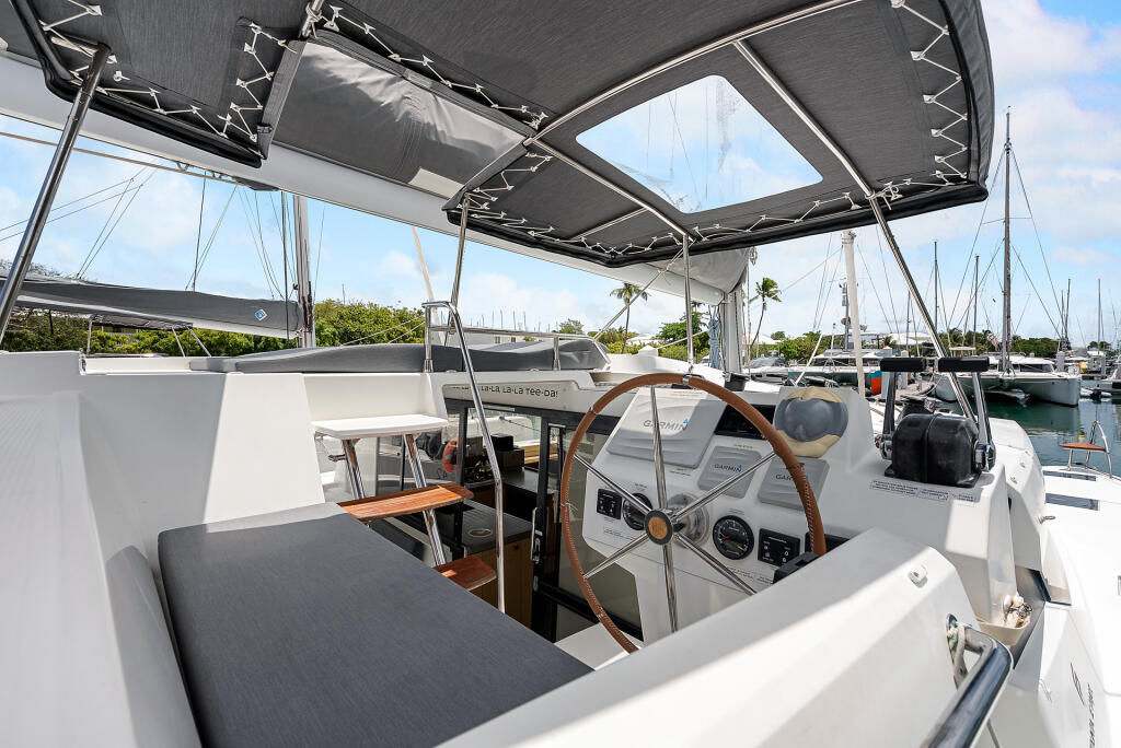 Fountaine Pajot Astrea 42 Brown Eyed Girl
