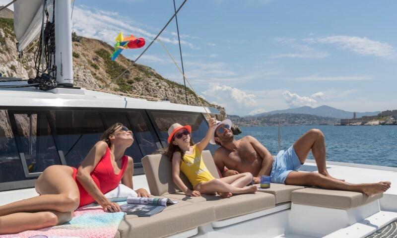 Fountaine Pajot Astrea 42 MILE HI L'ATTITUDES