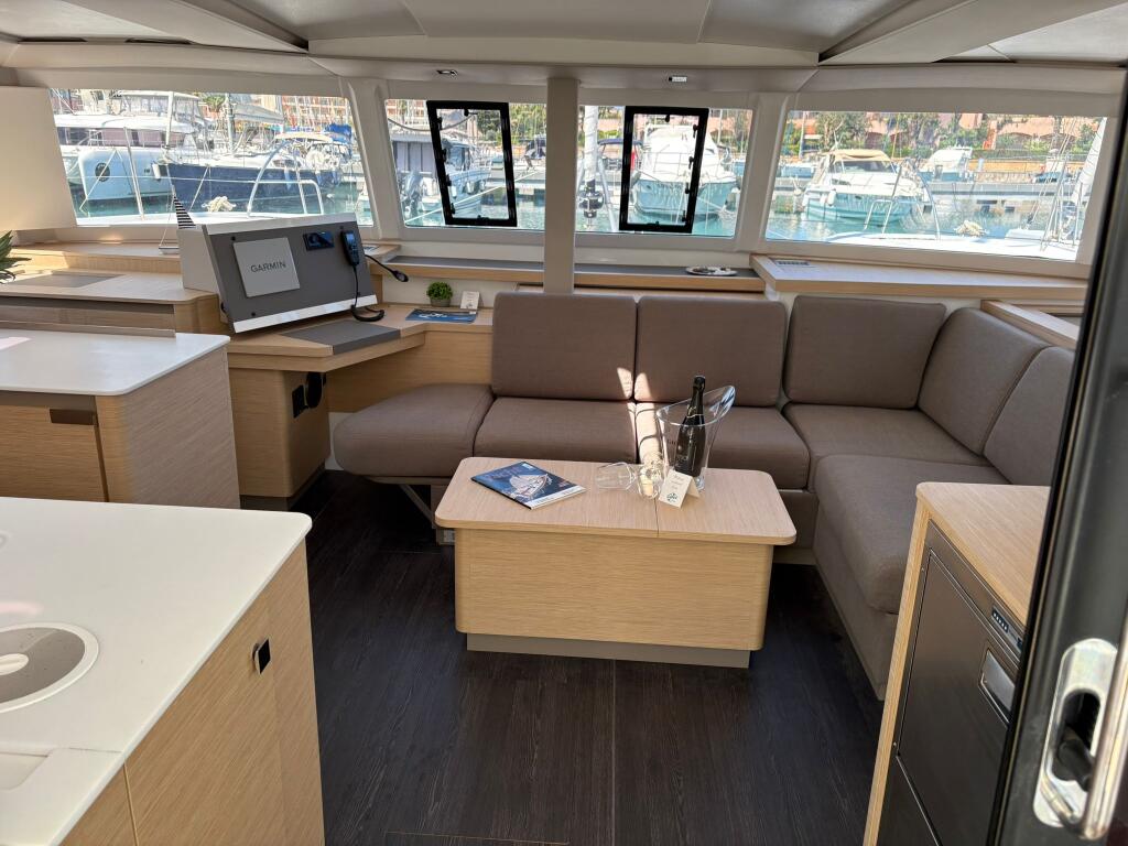 Fountaine Pajot Astrea 42 Harley Quinn
