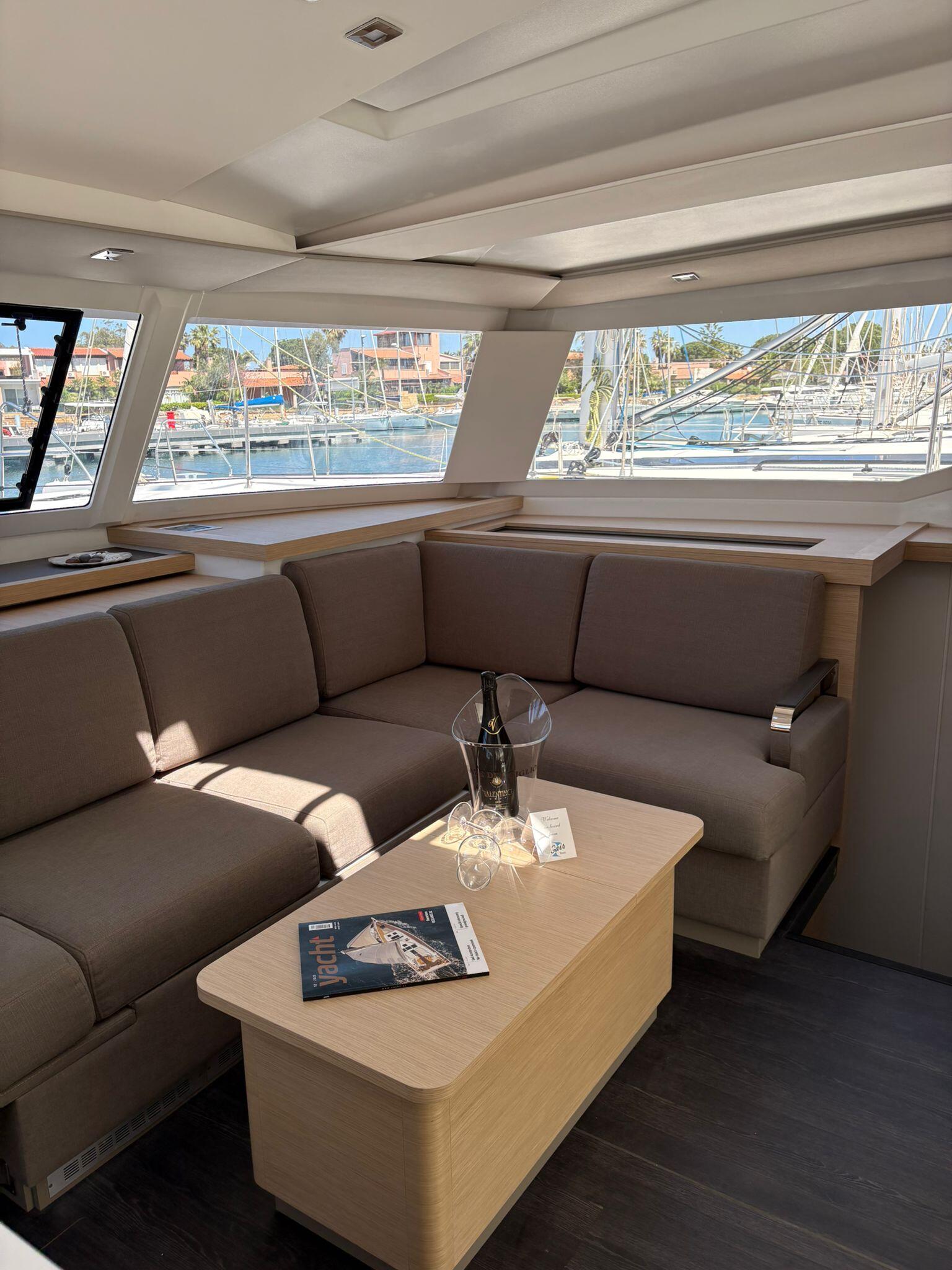 Fountaine Pajot Astrea 42 Harley Quinn