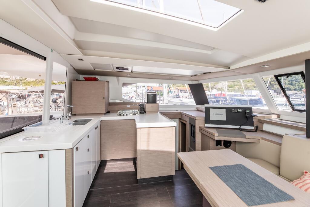 Fountaine Pajot Astrea 42 Livia Augusta