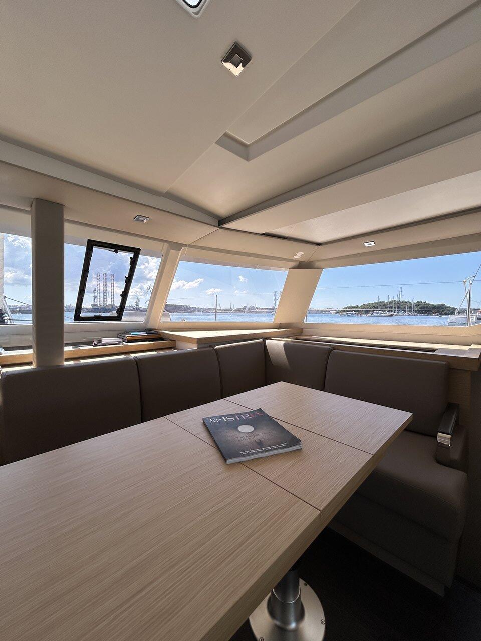 Fountaine Pajot Astrea 42 Jami