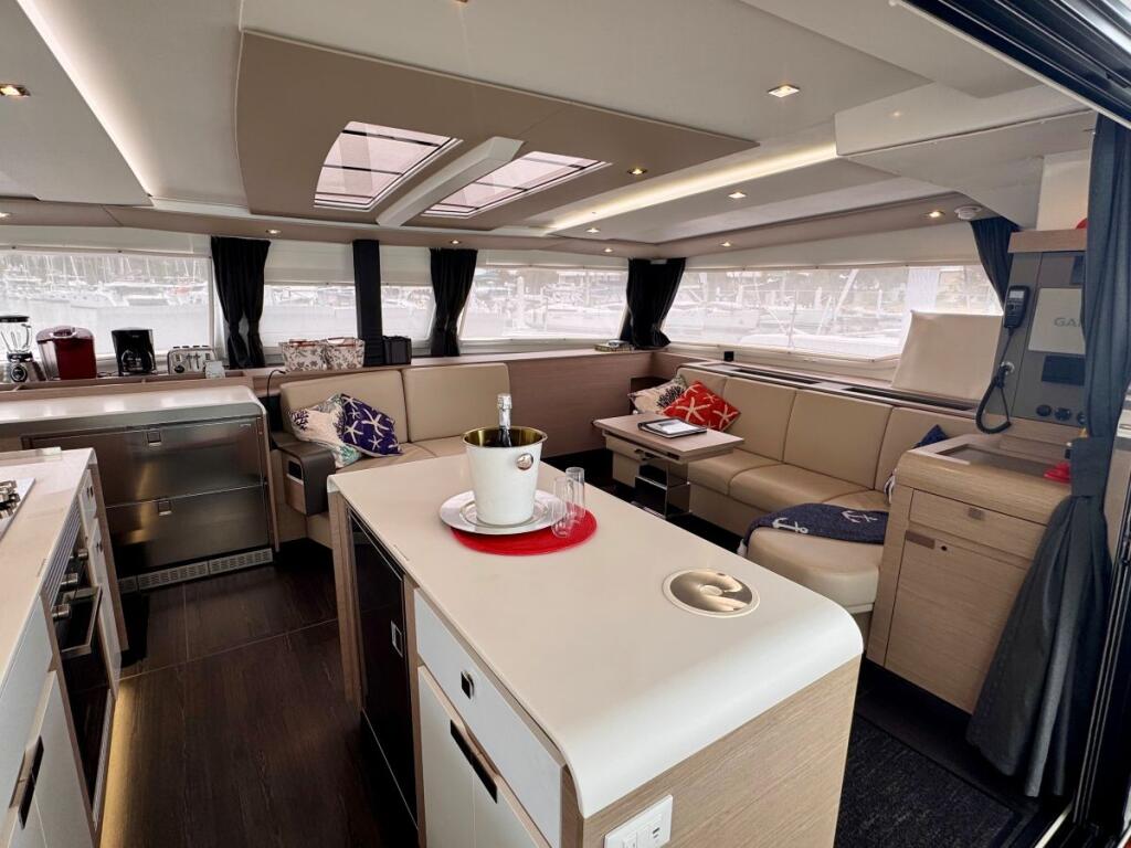 Fountaine Pajot Aura 51 Carrie Lee