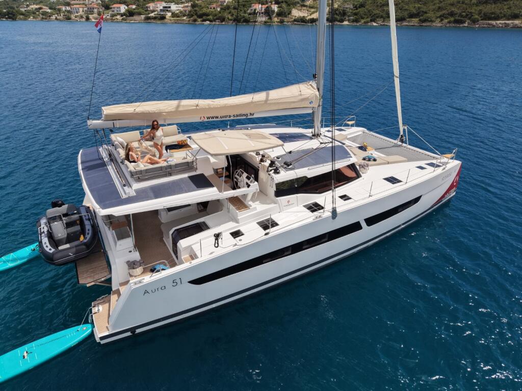 Fountaine Pajot Aura 51 Sunrise