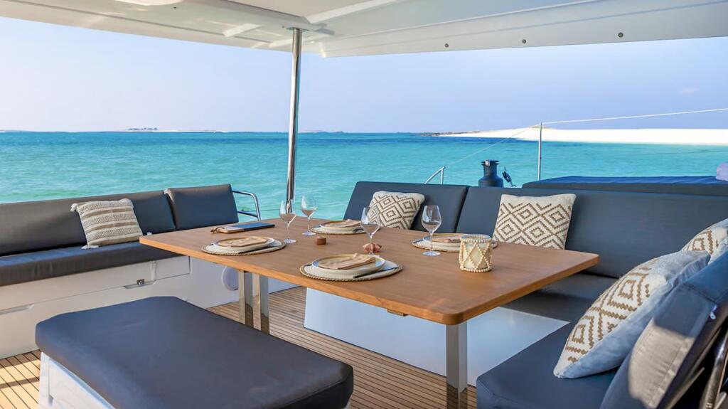 Fountaine Pajot Aura 51 Alizee