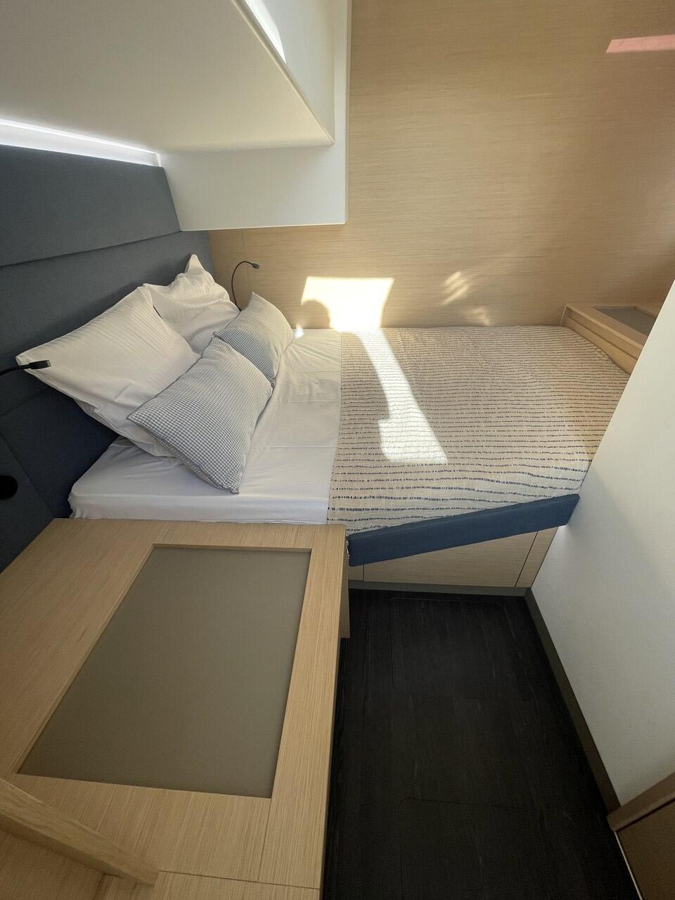 Fountaine Pajot Aura 51 Panthours