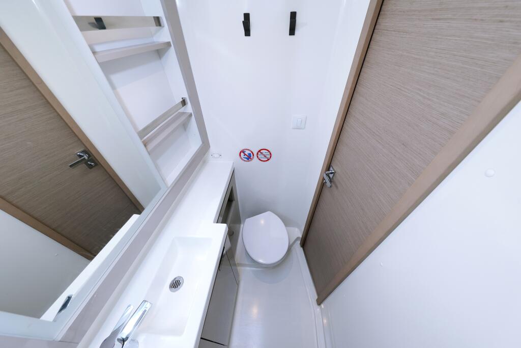 Fountaine Pajot Elba 45 Sun Office