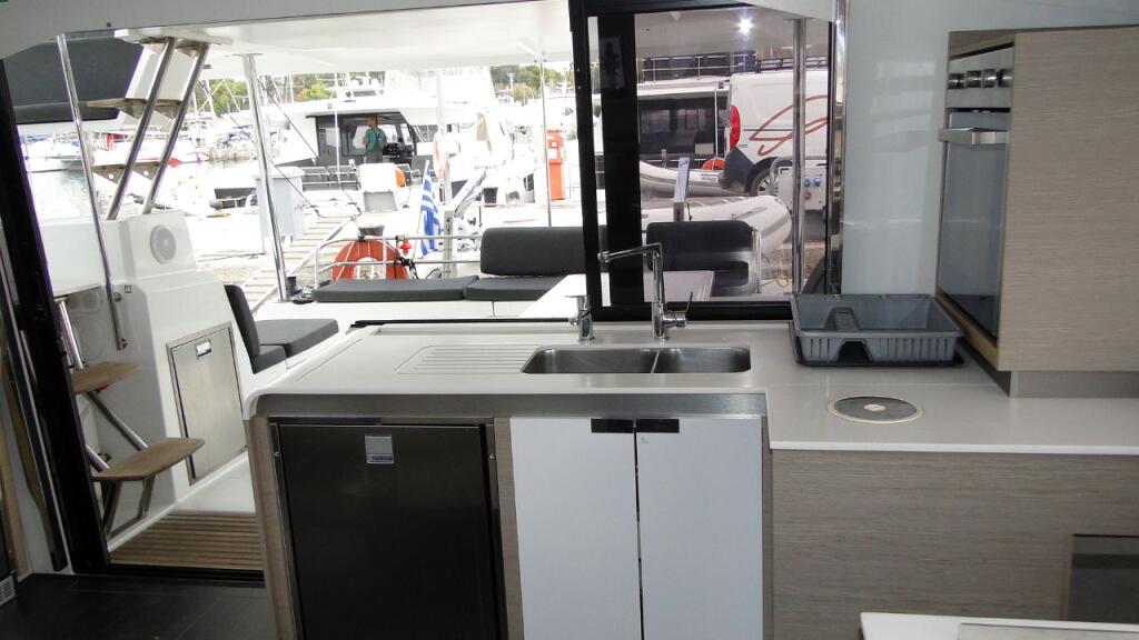 Fountaine Pajot Elba 45 O'NEIRO