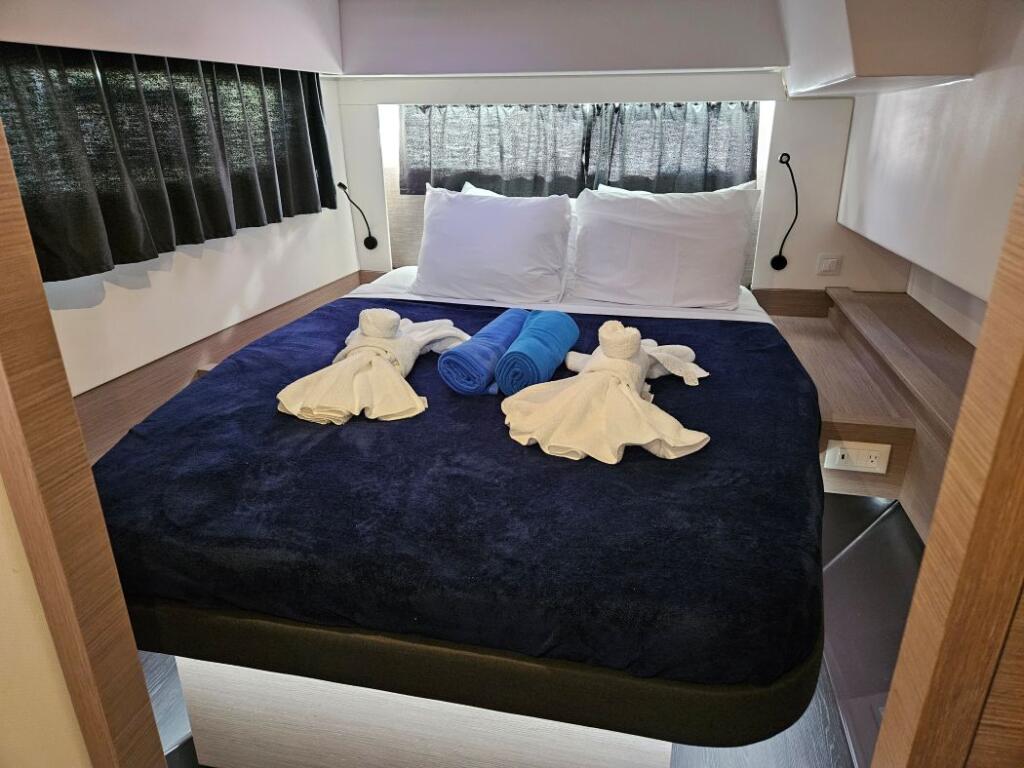 Fountaine Pajot Elba 45 The Happy Heifer