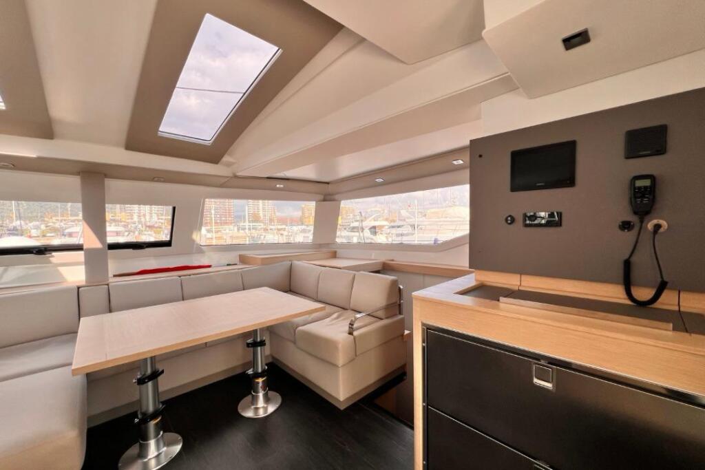 Fountaine Pajot Elba 45 Nami