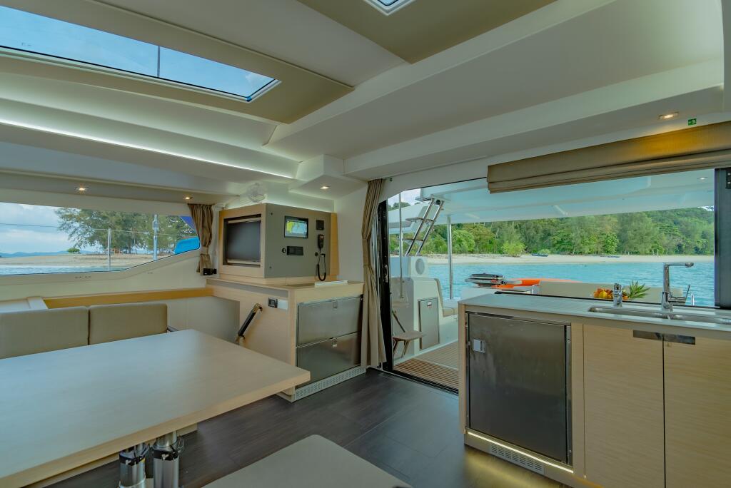 Fountaine Pajot Elba 45 Chammak Challo