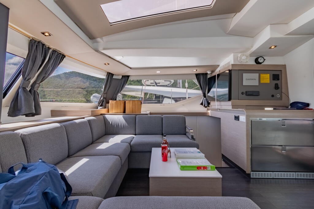 Fountaine Pajot Elba 45 Gelos
