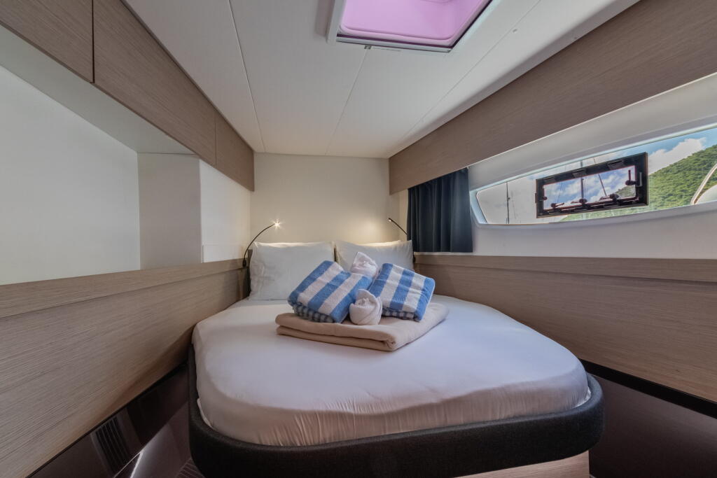 Fountaine Pajot Elba 45 Gelos