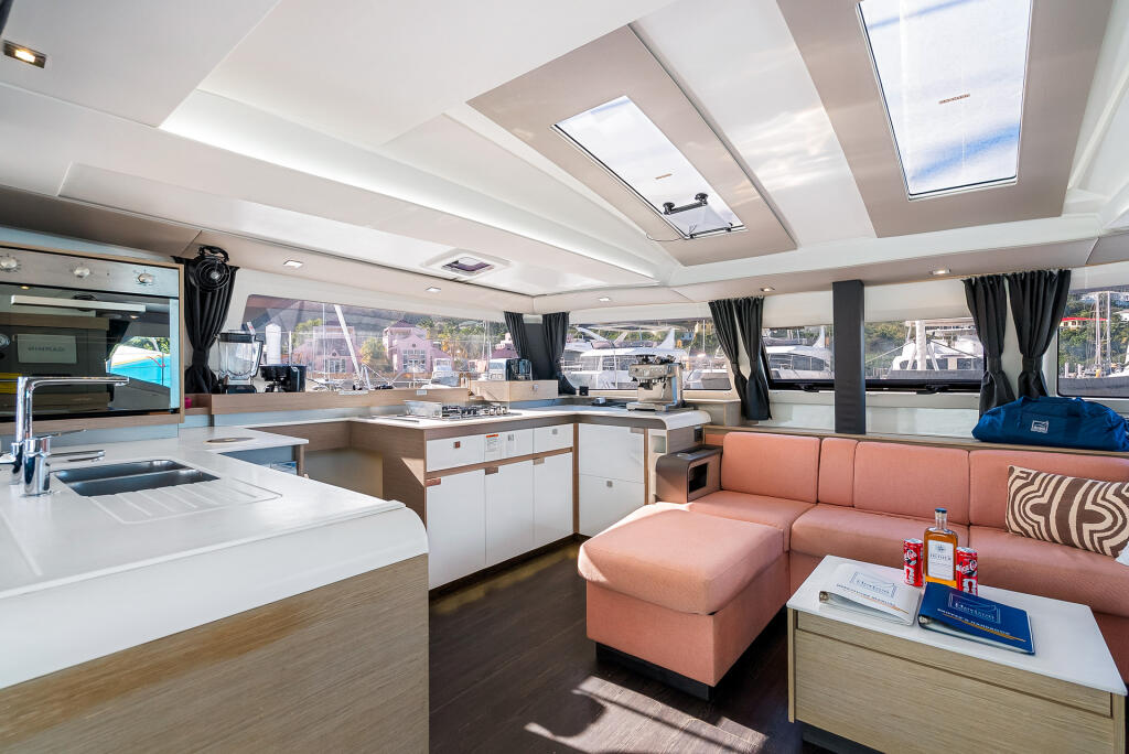 Fountaine Pajot Elba 45 Detour