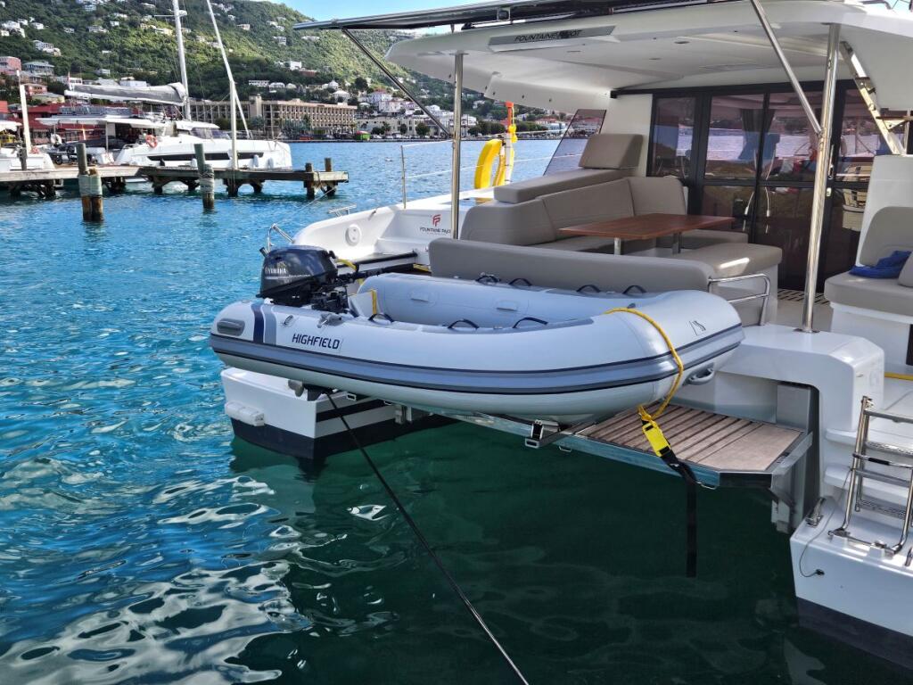 Fountaine Pajot FP 41 Maesto 3 Irish Exit
