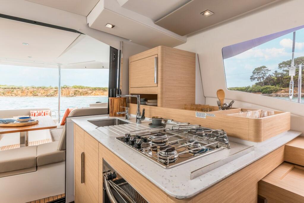 Fountaine Pajot FP 41 Quatuor 4 Stefsun