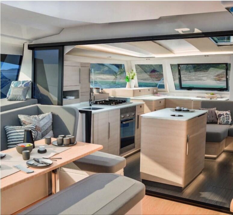 Fountaine Pajot FP 44 Quatuor Emma Rose
