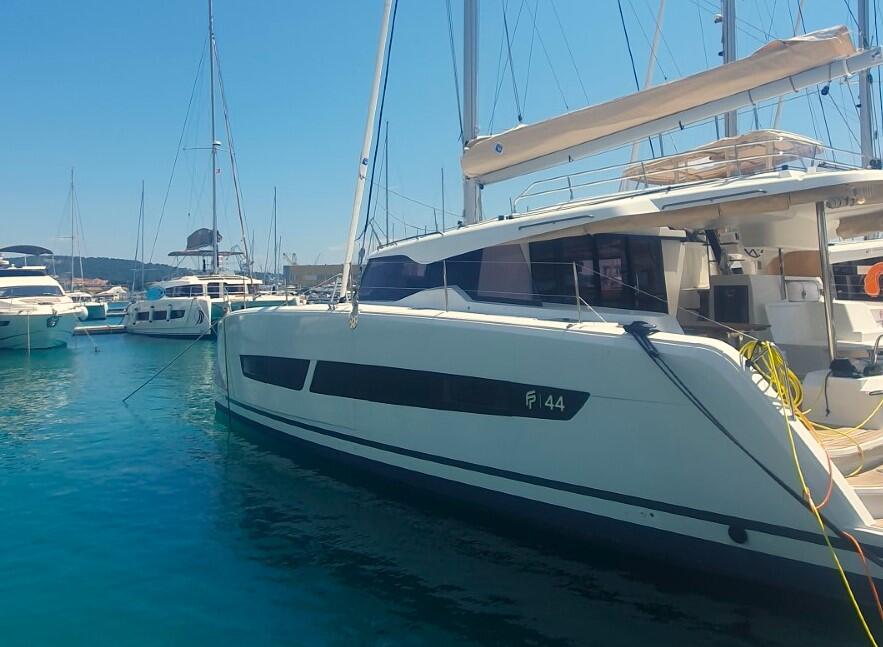 Fountaine Pajot FP 44 Quatuor Skywalker