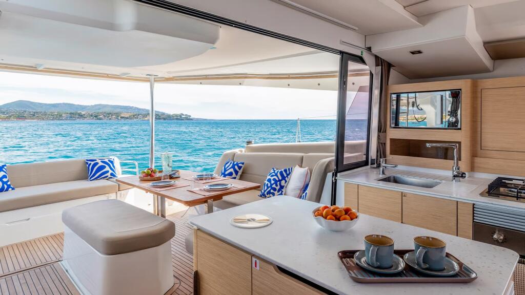 Fountaine Pajot FP 44 Quatuor Magic Hour