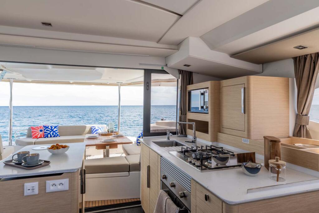 Fountaine Pajot FP 44 Quatuor Blue Escape