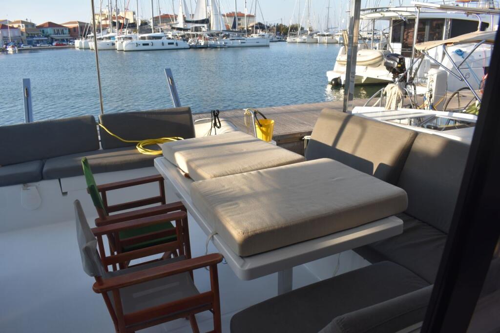 Fountaine Pajot Isla 40 SEA BREEZE 