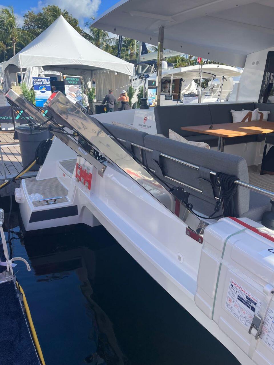 Fountaine Pajot Isla 40 Scarlet Ibis