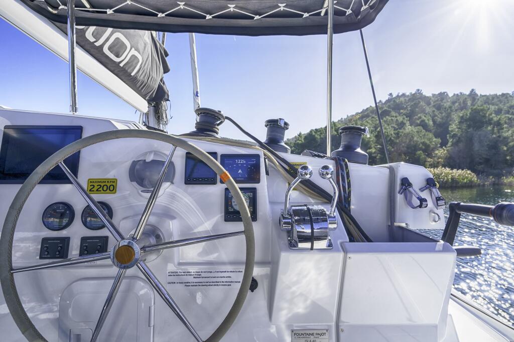 Fountaine Pajot Isla 40 First Step